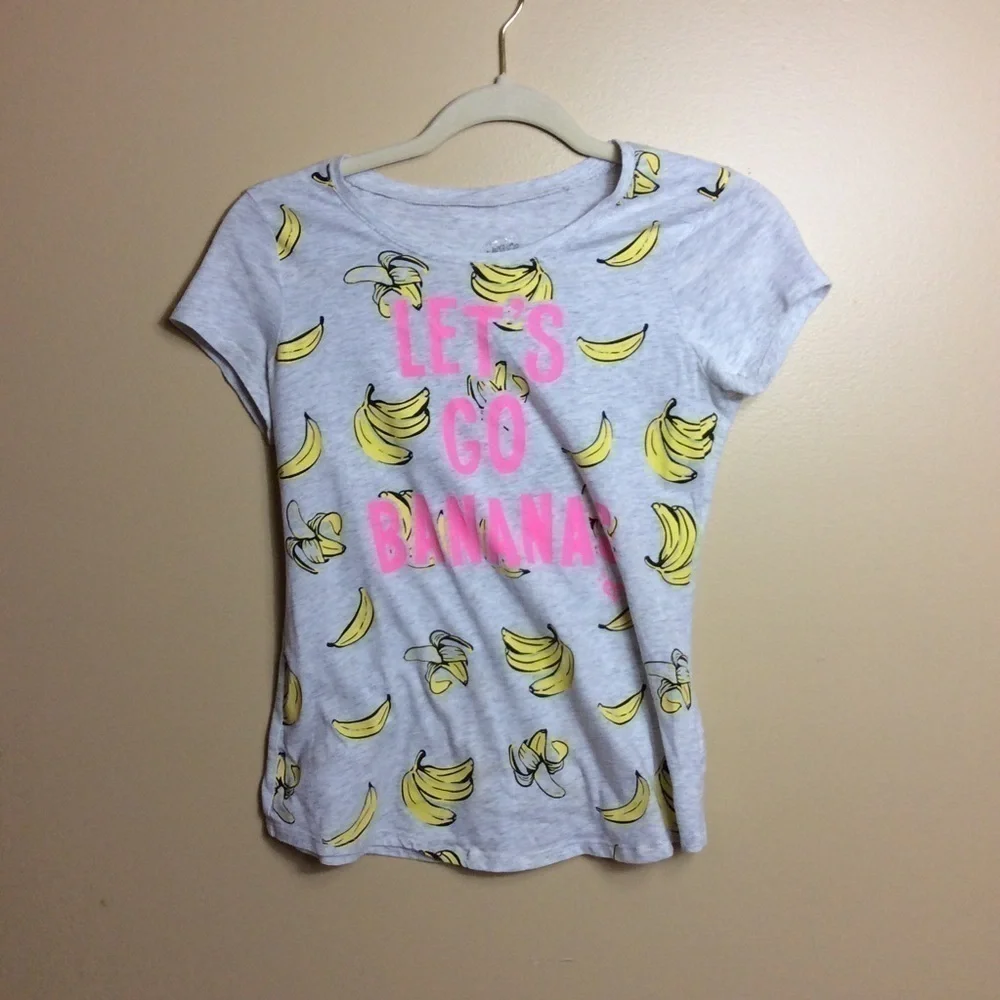 Justice gray let’s go bananas short sleeve T-shirt. 14/16 XL.